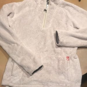 North Face women’s 1/2 zip pullover